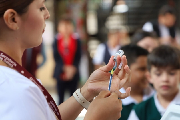 Estas vacaciones la Secretaria de Salud invita a proteger a tus hijas e hijos de 11 a 16 años contra el VPH 