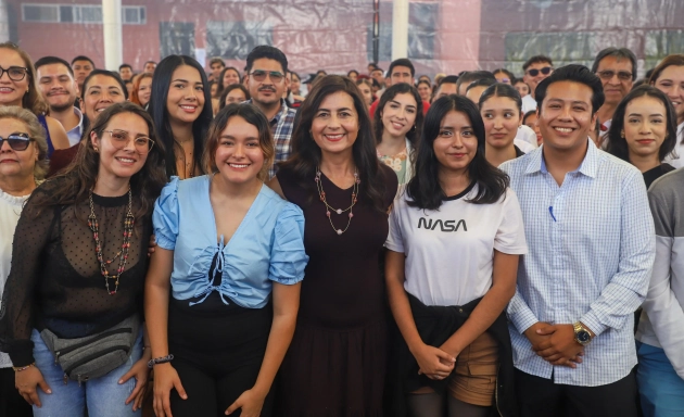 Celebra Gabriela Molina presupuesto 2026 que se destinará a educación 