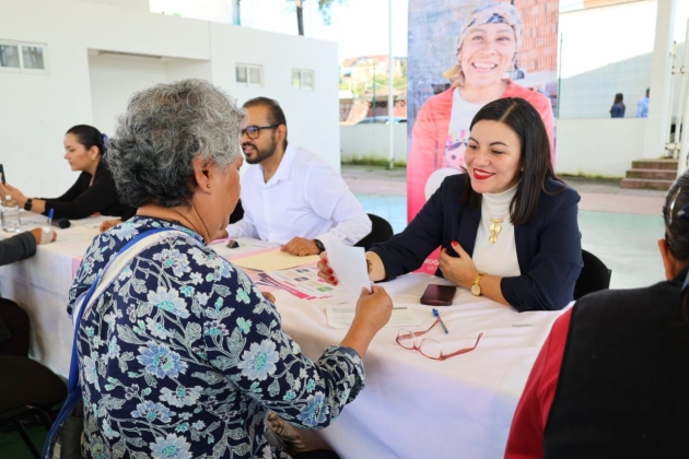 Michoacán da apoyo económico histórico a mujeres con cáncer; casi 3 mil beneficiadas 