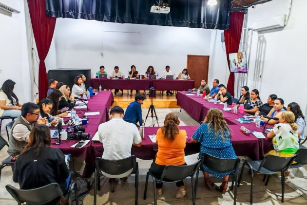 Infancias y juventudes, eje de la segunda mesa del encuentro con comunidades artísticas del Plan Michoacán, en Apatzingán 