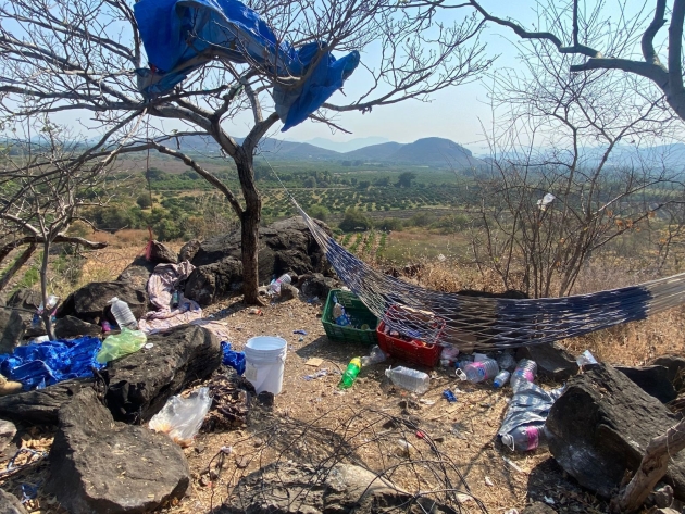 SSP desactiva 15 artefactos explosivos y destruye campamento clandestino en Apatzingán 