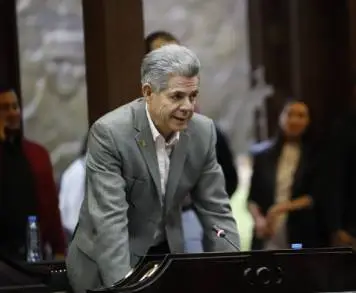 Comisión de Migración del Congreso del Estado, presentó acuerdo para la creación de la condecoración Mérito Migrante 