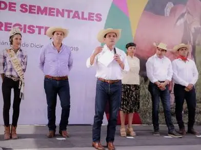 Fortaleceremos la ganadería en Huetamo: Gobernador de Michoacán 
